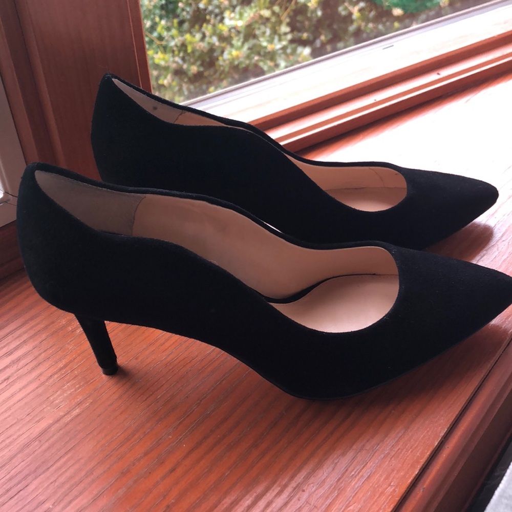 Vince Camuto suede pumps, size 8.5. Worn once.